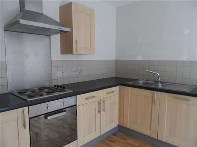  Image of 2 bedroom Apartment to rent in Free School Lane Halifax HX1 at Halifax, HX1 2JH