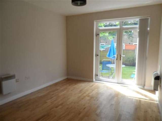  Image of 2 bedroom Apartment to rent in Free School Lane Halifax HX1 at Halifax, HX1 2JH