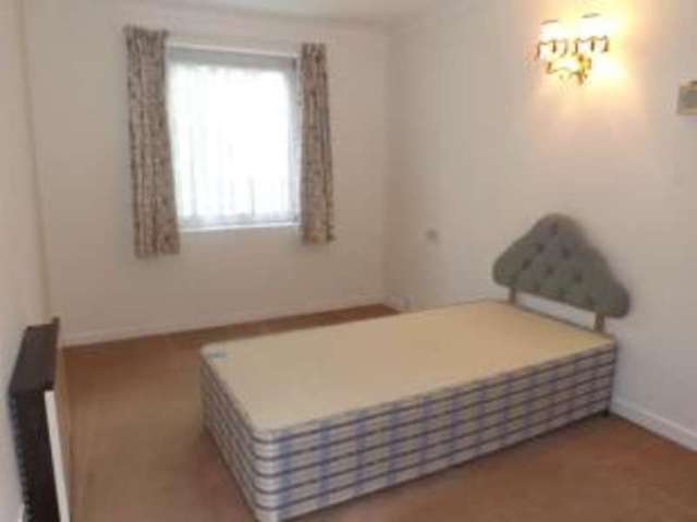  Image of 1 bedroom Flat for sale in Sawyers Hall Lane Brentwood CM15 at Sawyers Hall Lane Brentwood Shenfield, CM15 9BU