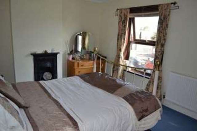  Image of 3 bedroom Detached house for sale in School Lane New Holland Barrow-upon-Humber DN19 at School Lane  Barrow-Upon-Humber, DN19 7RW