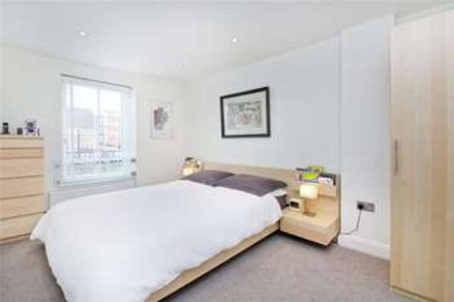  Image of 2 bedroom Flat for sale in Scriven Street London E8 at Hackney London Dalston, E8 4HX