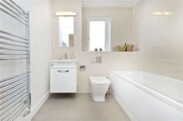  Image of 2 bedroom Flat for sale in Scriven Street London E8 at Hackney London Dalston, E8 4HX