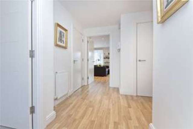  Image of 2 bedroom Flat for sale in Scriven Street London E8 at Hackney London Dalston, E8 4HX