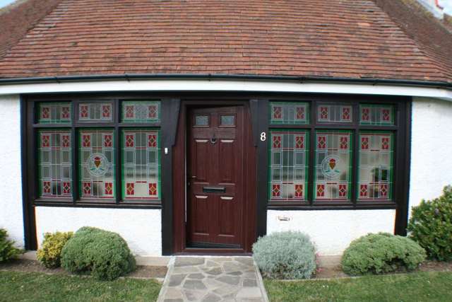  Image of 3 bedroom Bungalow for sale in Sea View Avenue Birchington CT7 at Sea View Avenue Minnis Bay Birchington, CT7 9LU