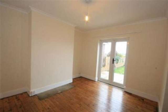  Image of 3 bedroom Detached house to rent in Hindover Road Seaford BN25 at Seaford, BN25 3NT
