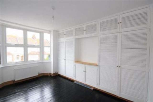  Image of 3 bedroom Detached house to rent in Hindover Road Seaford BN25 at Seaford, BN25 3NT