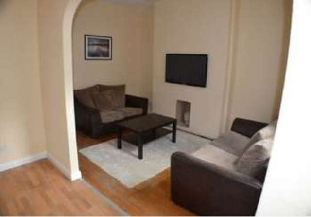 Image of 4 bedroom Terraced house to rent in Seaman Road Wavertree Liverpool L15 at Seaman Road  Liverpool, L15 3HZ