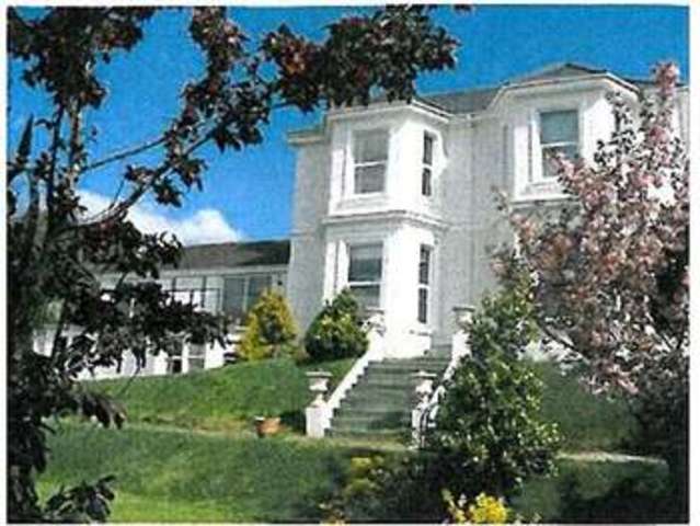  Image of 1 bedroom Flat to rent in Second Drive Teignmouth TQ14 at Second Drive  Teignmouth, TQ14 8TL
