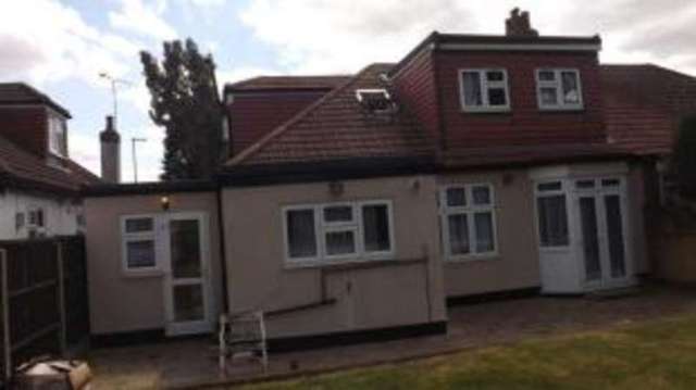 Image of 4 bedroom Bungalow for sale in Epsom Road Seven Kings Ilford IG3 at Seven Kings Ilford Seven Kings, IG3 8QP