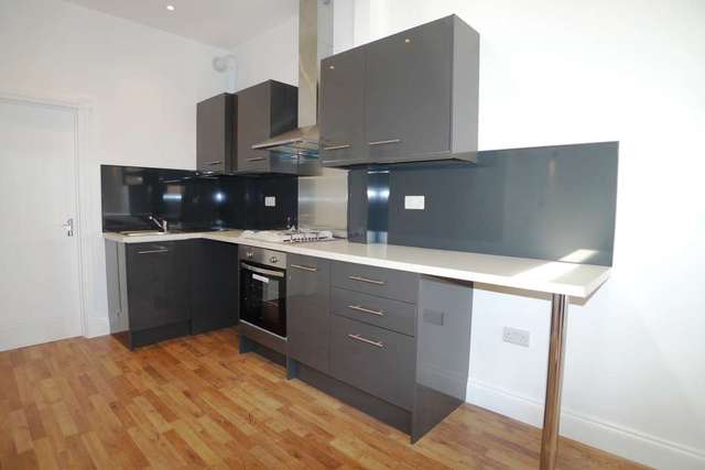  Image of 1 bedroom Mews to rent in Sheridan Road Belvedere DA17 at Sheridan Road  Belvedere, DA17 5AR