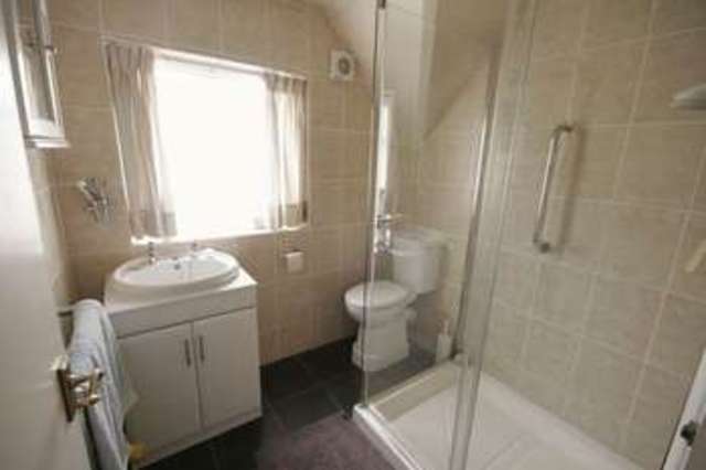  Image of 3 bedroom Detached house for sale in Shortheath Road Farnham GU9 at Shortheath Road  Farnham, GU9 8SL