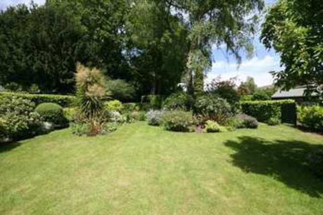  Image of 3 bedroom Detached house for sale in Shortheath Road Farnham GU9 at Shortheath Road  Farnham, GU9 8SL