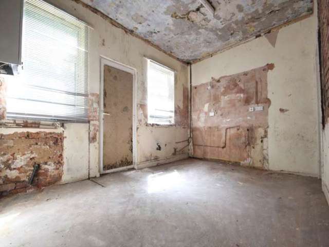  Image of 2 bedroom Detached house to rent in Siddow Common Leigh WN7 at Leigh Leigh, WN7 3EN