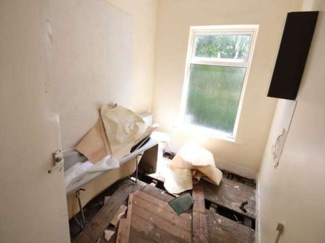 Image of 2 bedroom Detached house to rent in Siddow Common Leigh WN7 at Leigh Leigh, WN7 3EN