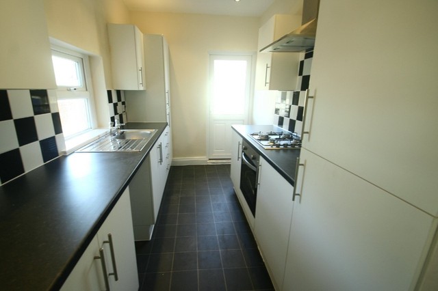 Image of 3 bedroom Flat Share to rent in Simonside Terrace Heaton Newcastle upon Tyne NE6 at Simonside Terrace Heaton Newcastle Upon Tyne, NE6 5DR