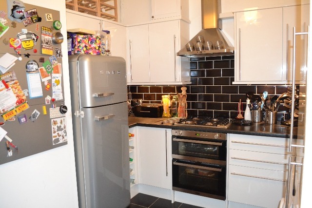  Image of 2 bedroom Flat to rent in Skene Square Aberdeen AB25 at Rosemount Aberdeen Aberdeen, AB25 2UP