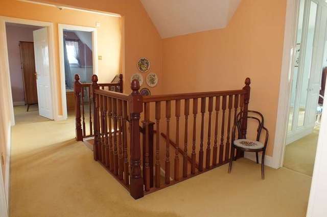  Image of 4 bedroom Detached house for sale in Kingfisher Place South Cerney Cirencester GL7 at South Cerney  Gloucestershire, GL7 5TG