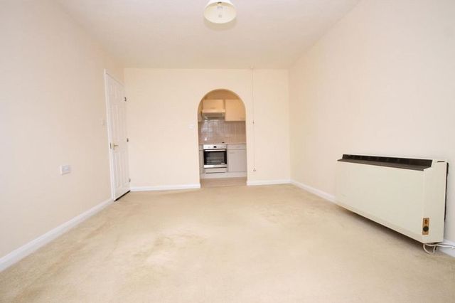  Image of 1 bedroom Retirement Property for sale in Bartholemew Court South Street Dorking RH4 at South Street Dorking, RH4 2EN