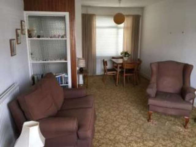  Image of 2 bedroom Bungalow for sale in Cowper Road Southampton SO19 at Southampton Hampshire Thornhill, SO19 6QN