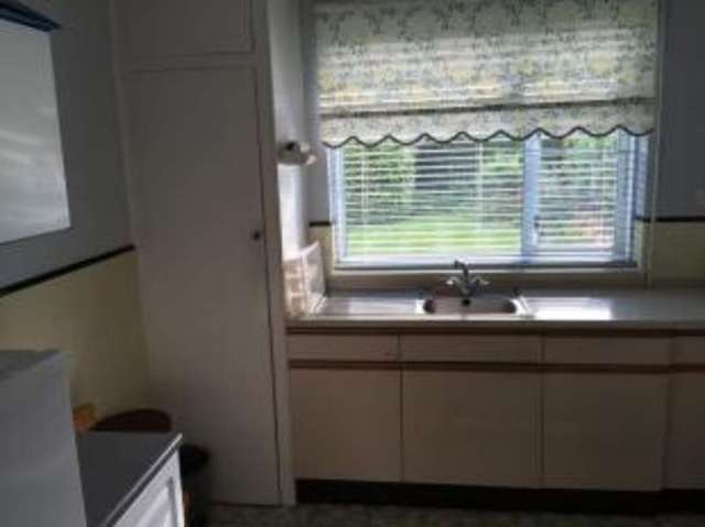  Image of 2 bedroom Bungalow for sale in Cowper Road Southampton SO19 at Southampton Hampshire Thornhill, SO19 6QN