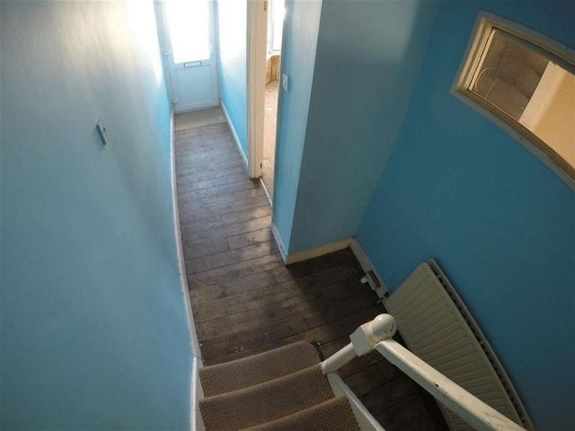  Image of 3 bedroom Terraced house to rent in Southampton Road Eastleigh SO50 at Southampton Road  Eastleigh, SO50 5QW
