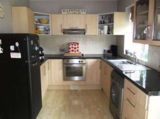  Image of 3 bedroom Detached house for sale in South Avenue Southend-on-Sea SS2 at Southend-on-Sea Essex Southchurch, SS2 4HT