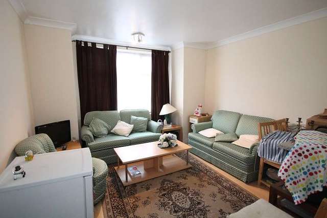  Image of 2 bedroom Detached house to rent in Manns Road Edgware HA8 at Southview House  Edgware, HA8 7NF