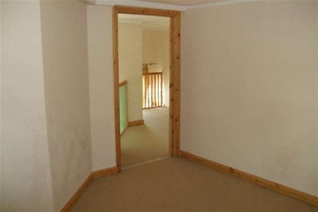  Image of 2 bedroom Flat to rent in Southwood Road Ramsgate CT11 at Ramsgate, CT11 0AP