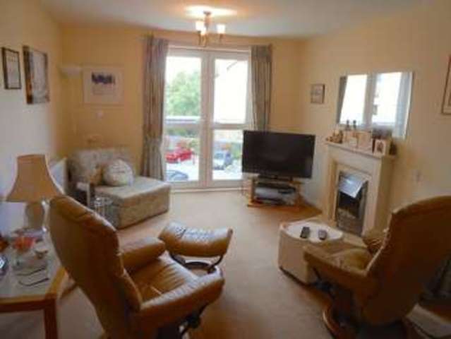  Image of 1 bedroom Flat for sale in Hazel Road Altrincham WA14 at Hazel Road  Altrincham, WA14 1BP