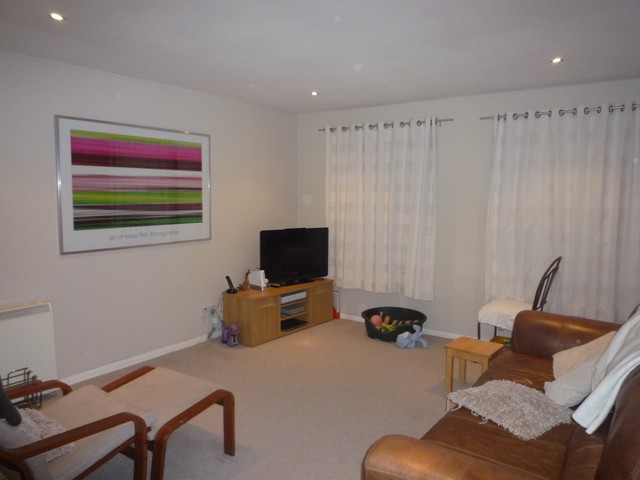  Image of 1 bedroom Flat to rent in Speedwell Close Locks Heath Southampton SO31 at Locks Heath  Southampton, SO31 6WU