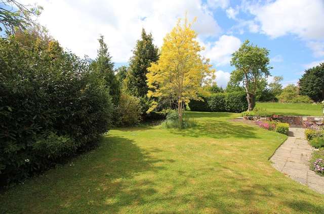  Image of 4 bedroom Semi-Detached house for sale in Spring Lane Aston Upthorpe Didcot OX11 at Spring Lane Aston Upthorpe Didcot, OX11 9EH