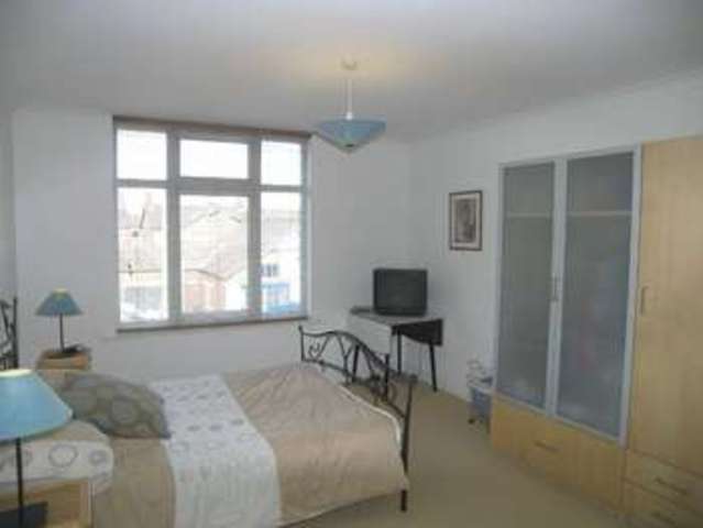 Image of 2 bedroom Property for sale in St. Annes Road East St. Annes Lytham St. Annes FY8 at St Annes Lytham St Annes Lytham St Annes, FY8 1TA