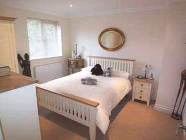  Image of 5 bedroom Property to rent in St. Judes Road Englefield Green Egham TW20 at St. Judes Road Englefield Green Egham, TW20 0BY