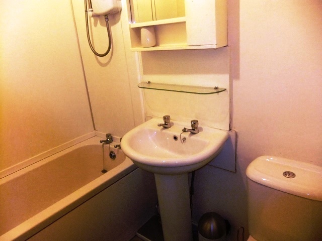  Image of 1 bedroom Flat to rent in St. Leonards Street Dunfermline KY11 at Dunfermline Fife Fife, KY11 3AW