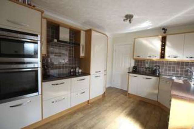  Image of 4 bedroom Detached house for sale in St. Philips Road Keyingham Hull HU12 at St. Philips Road Keyingham Hull, HU12 9TD