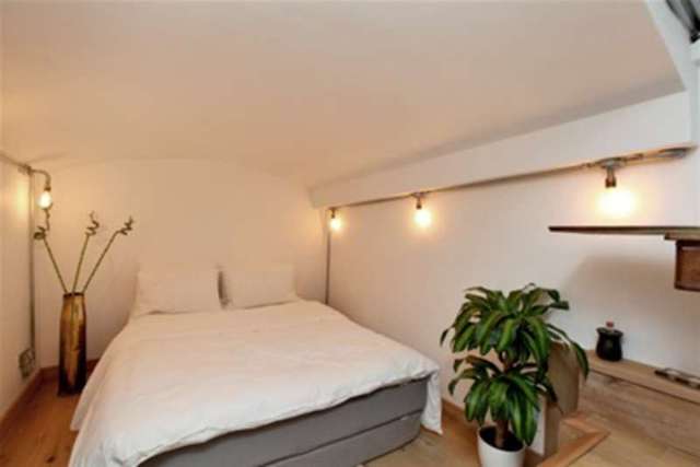  Image of 2 bedroom Property to rent in St. Stephens Gardens London W2 at London, W2 5NJ