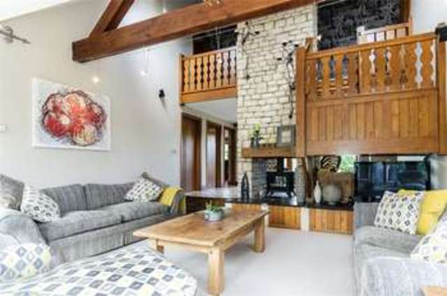  Image of 4 bedroom Detached house for sale in Steventon Hill Steventon Abingdon OX13 at Steventon Abingdon Steventon, OX13 6AA