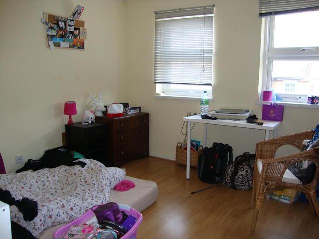  Image of 4 bedroom Semi-Detached house to rent in Stock Orchard Street London N7 at Islington  London, N7 9RW