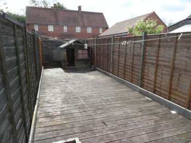  Image of 2 bedroom Flat for sale in Marlow Road Stokenchurch High Wycombe HP14 at Marlow Road Stokenchurch Stokenchurch, HP14 3QJ