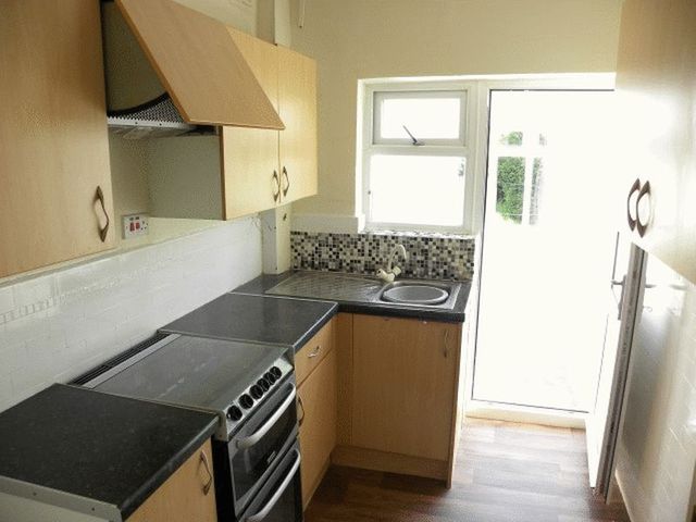  Image of Property to rent in Stonor Road Hall Green Birmingham B28 at Stonor Road  Hall Green, B28 0QS