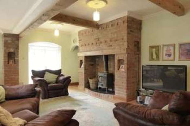  Image of 5 bedroom Detached house for sale in Stow Lane Wisbech PE13 at Stow Lane  Wisbech, PE13 2JU