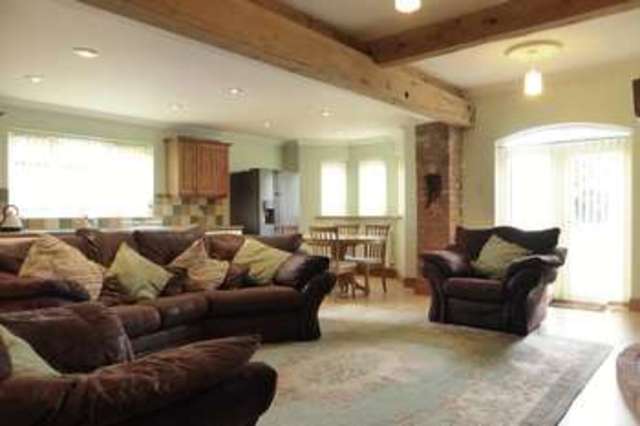  Image of 5 bedroom Detached house for sale in Stow Lane Wisbech PE13 at Stow Lane  Wisbech, PE13 2JU
