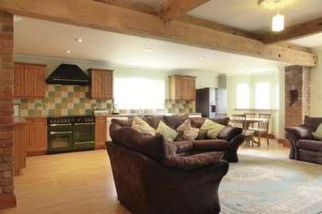  Image of 5 bedroom Detached house for sale in Stow Lane Wisbech PE13 at Stow Lane  Wisbech, PE13 2JU