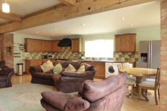  Image of 5 bedroom Detached house for sale in Stow Lane Wisbech PE13 at Stow Lane  Wisbech, PE13 2JU