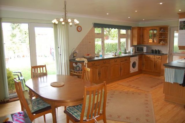  Image of 4 bedroom Detached house for sale in Burnt House Lane Stubbington Fareham PO14 at Burnt House Lane  Stubbington, PO14 2EE