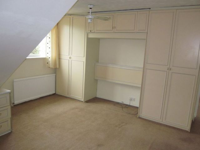  Image of 4 bedroom Detached house for sale in Burnt House Lane Stubbington Fareham PO14 at Burnt House Lane  Stubbington, PO14 2EE