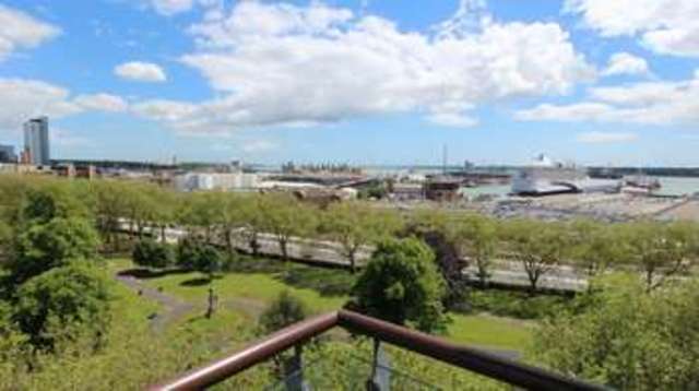  Image of 2 bedroom Flat to rent in Briton Street Southampton SO14 at Briton Street  SOUTHAMPTON, SO14 3HU