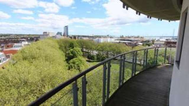  Image of 2 bedroom Flat to rent in Briton Street Southampton SO14 at Briton Street  SOUTHAMPTON, SO14 3HU