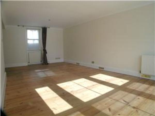  Image of 3 bedroom Mews to rent in Sunbury Mews Edinburgh EH4 at Dean Village Edinburgh Edinburgh, EH4 3BX