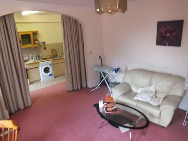  Image of 2 bedroom Flat to rent in Castle Street Reading RG1 at Reading Berkshire Reading, RG1 7SN